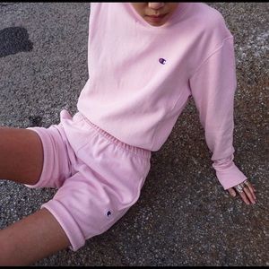 Champion set in millennial pink